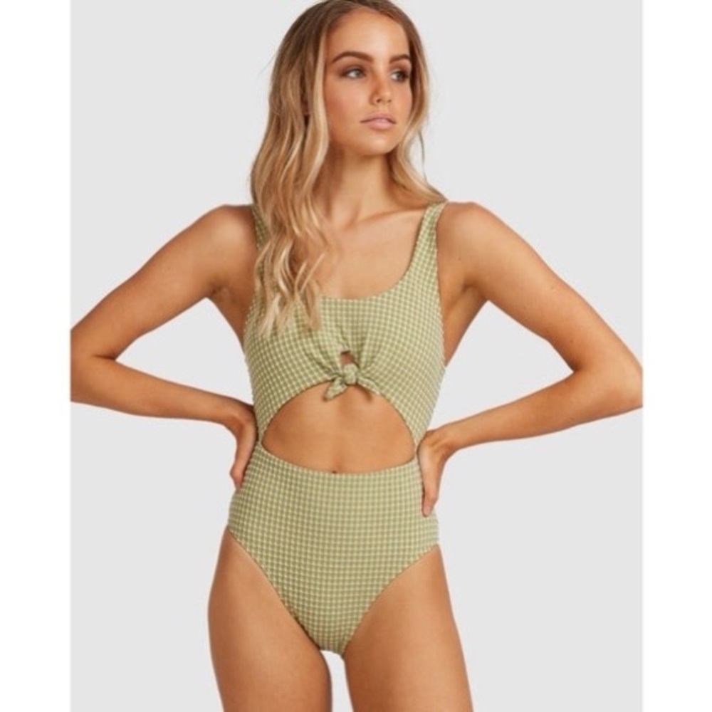 SURF CHECK ONE PIECE